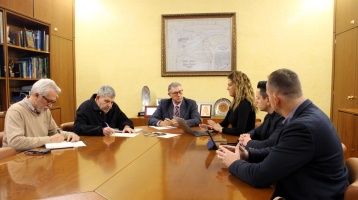 El presidente de la CHS recibe a la alcaldesa de Archena  