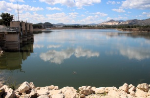 La CHS termina los trabajos de recuperación de los desagües de la presa del embalse d 