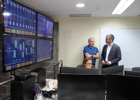 El Delegado del Gobierno de la Región de Murcia visita el centro de control del SAIH  