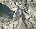 /descargas/informaciongeneral/comunicacion/noticias/img/2012-09-Septiembre/Embalse-Puentes-Presas-vieja-y-nueva.jpg?description=Vista%20cenital%20del%20embalse%20de%20Puentes%20%28Lorca%29%2C%20en%20la%20que%20se%20aprecia%20la%20presa%20nueva%20%28izqda%29%20-terminada%20en%20el%20a%C3%B1o%202000-%2C%20junto%20a%20la%20antigua