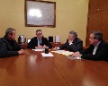 /descargas/informaciongeneral/comunicacion/noticias/img/2019-01-Enero/IMG_20190103_114229.jpg?description=Un%20momento%20de%20la%20reuni%C3%B3n%20que%20ha%20mantenido%20esta%20ma%C3%B1ana%20el%20presidente%20de%20la%20CHS%20con%20la%20Asociaci%C3%B3n%20de%20Empresarios%20de%20Ganader%C3%ADa%20de%20la%20Regi%C3%B3n%20de%20Murcia
