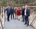 /descargas/informaciongeneral/comunicacion/noticias/img/2019-03-Marzo/20190320-Visita-Yeste-puente-colgante-2.jpeg