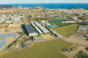 El presidente de la CHS firma dos contratos por 1,34 millones para redactar los antep 