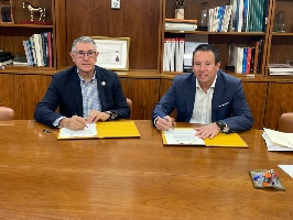 La CHS firma un convenio de colaboración con el Ayuntamiento de Mula para la conserva 